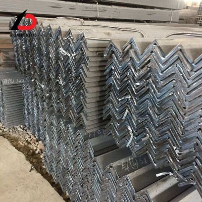 Barras de ángulo de acero al carbono perforado de acero suave ASTM A213, A312, ASTM A269