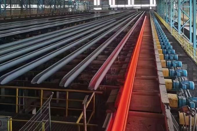 Acero al carbono laminado en frío U canal estructural U canal con galvanizado En S235jr 2